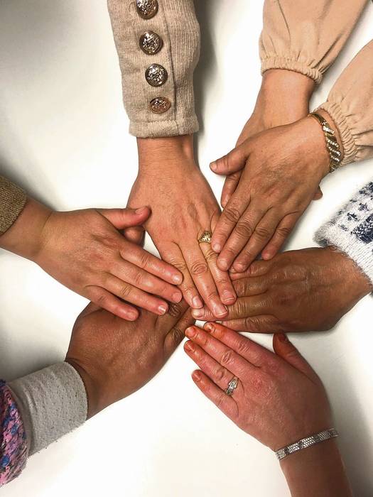 Elkar zainduz, elkar indartuz