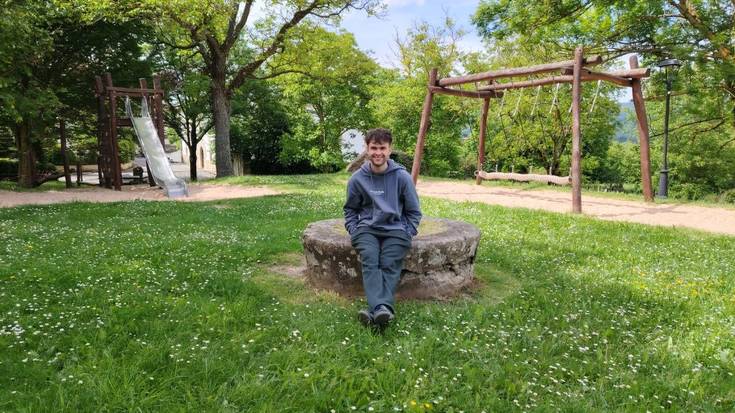 "Erdigunean abestiak egongo dira, asko landuko ditut; bestea gehigarri bat da"