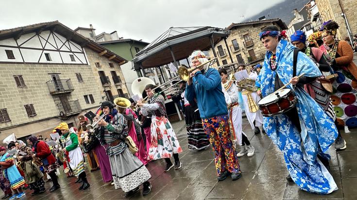 Jazza Haize Berriak bandarekin