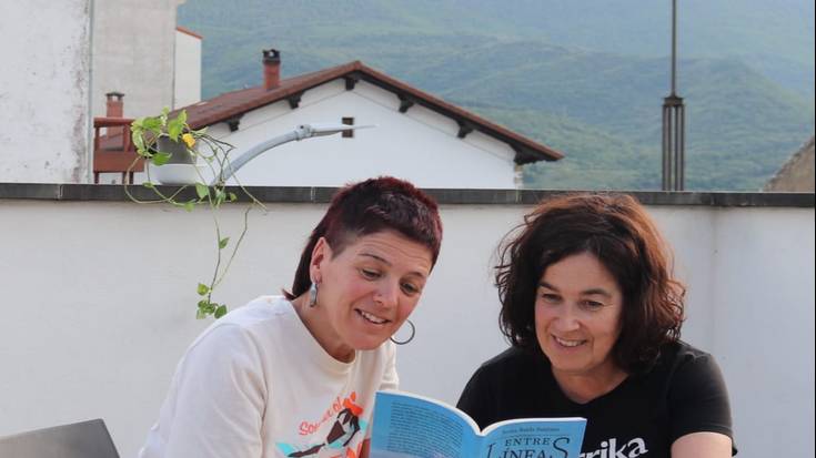 "Amak beti Nerearen lanak itzultzeko esaten zigun; behar domestiko batetik sortu zen"