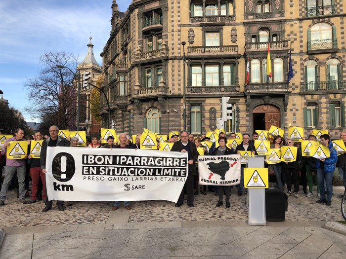 Sakandarrak Bilbora presoen eskubideen alde