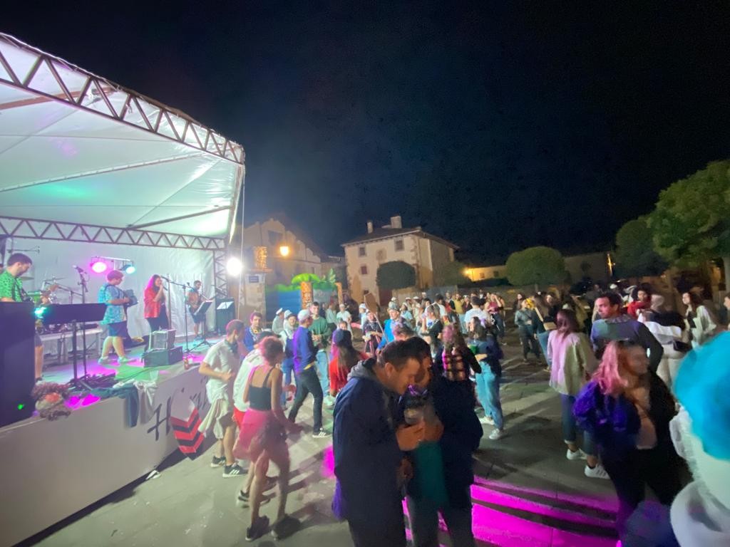 Irailaren 7an hasiko dira Hiriberriko festak