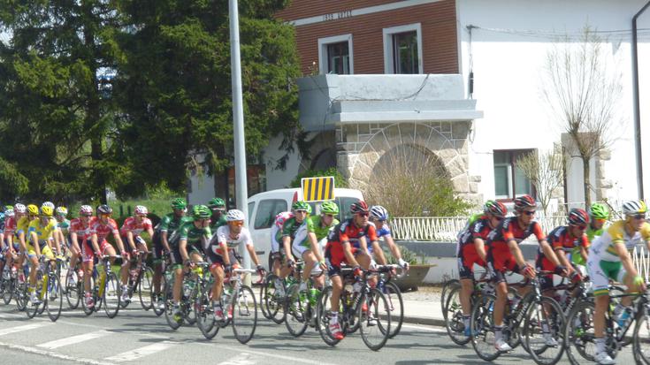 Euskal Herriko Itzulia Sakanatik pasako da