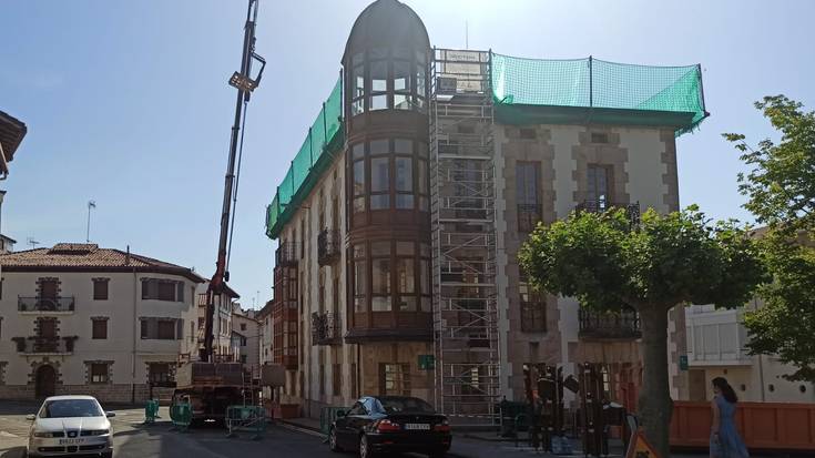 olatzagutiko eta Altsasuko udal kontuak, Altsasuko elizako grabatuak eta irurtzungo festak