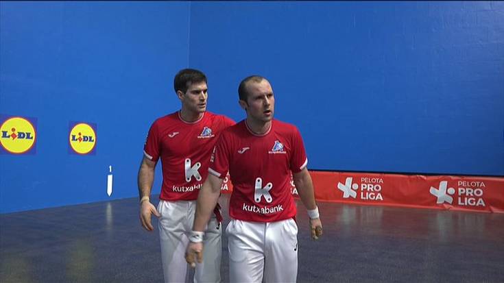 Binakakoa, Altsasura