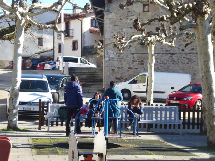 Boluntarioak behar dira 'kulturarteko gurasotasun positiboa' diagnosirako