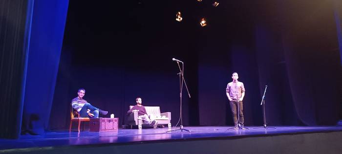 Bertso eskolatik plazara!