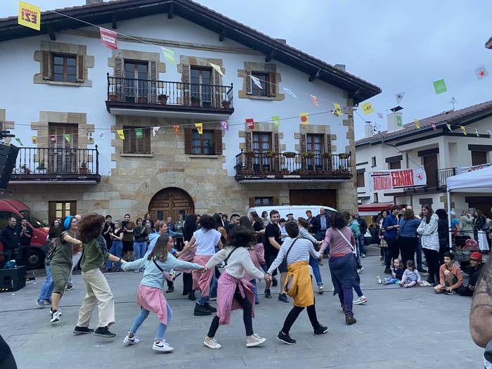 Heldu dira Urdiaingo San Pedro festak