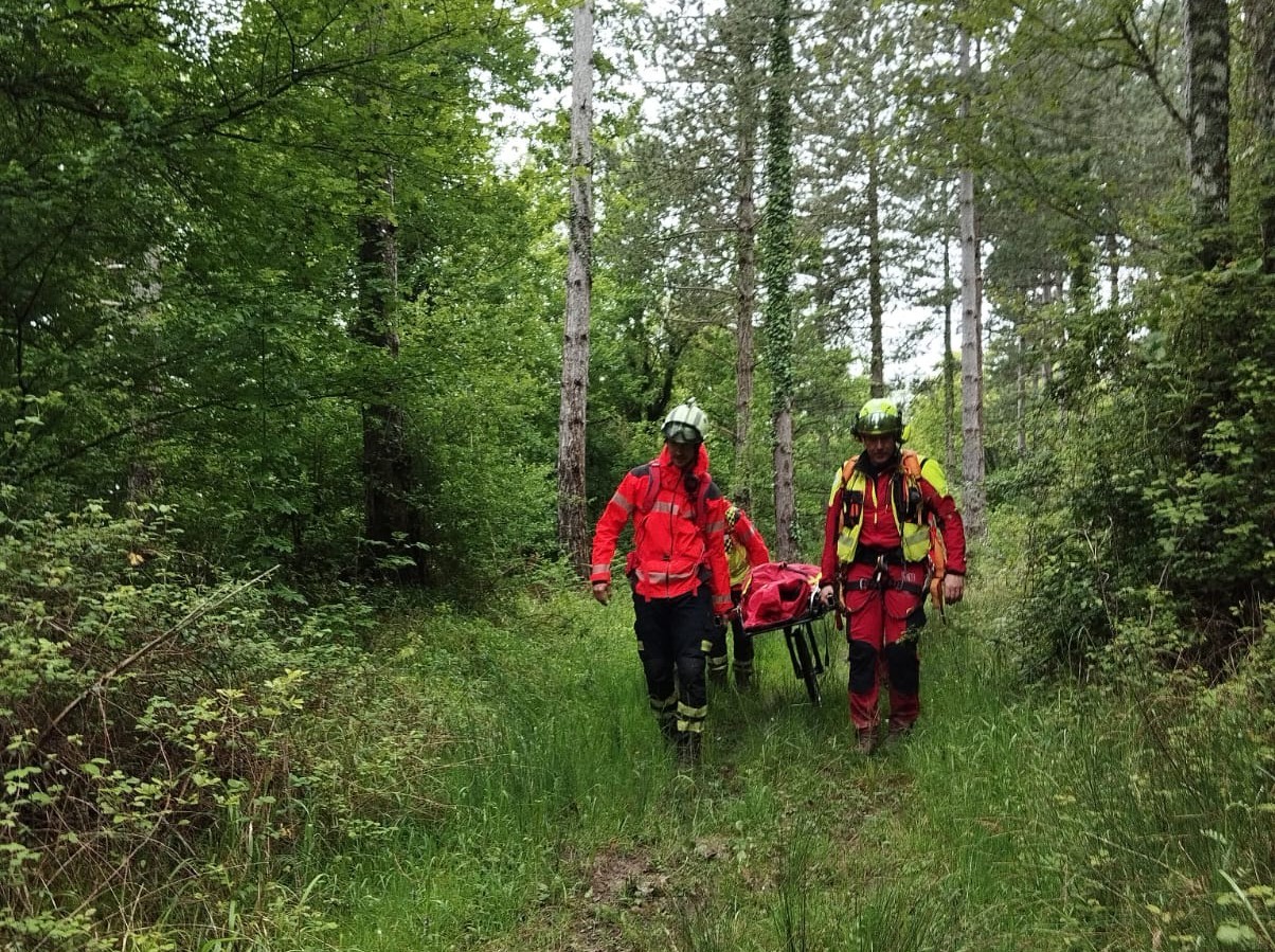 Min hartutakoa erreskatatu zuten suhiltzaileek