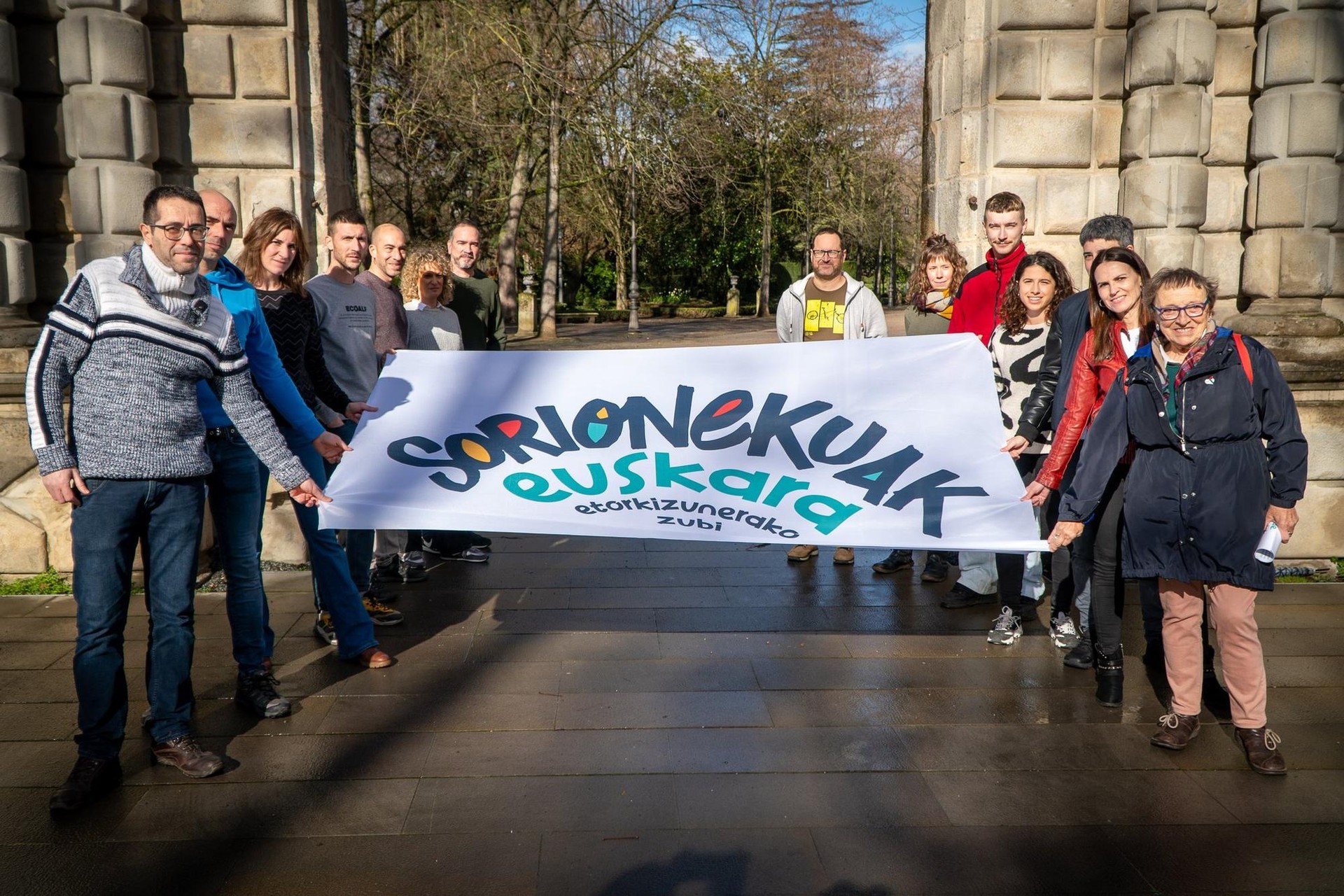 Zubiak betetzera deitu du Sorionekuak dinamikak