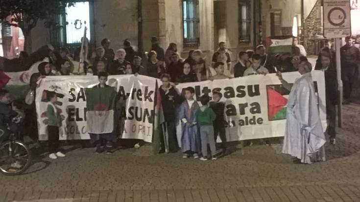 Saharari buruzko hitzaldia