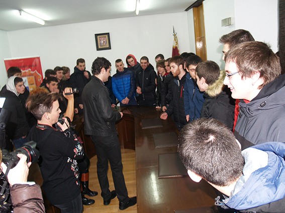 Urduritasuna kintoen buruen aukeraketan - 8