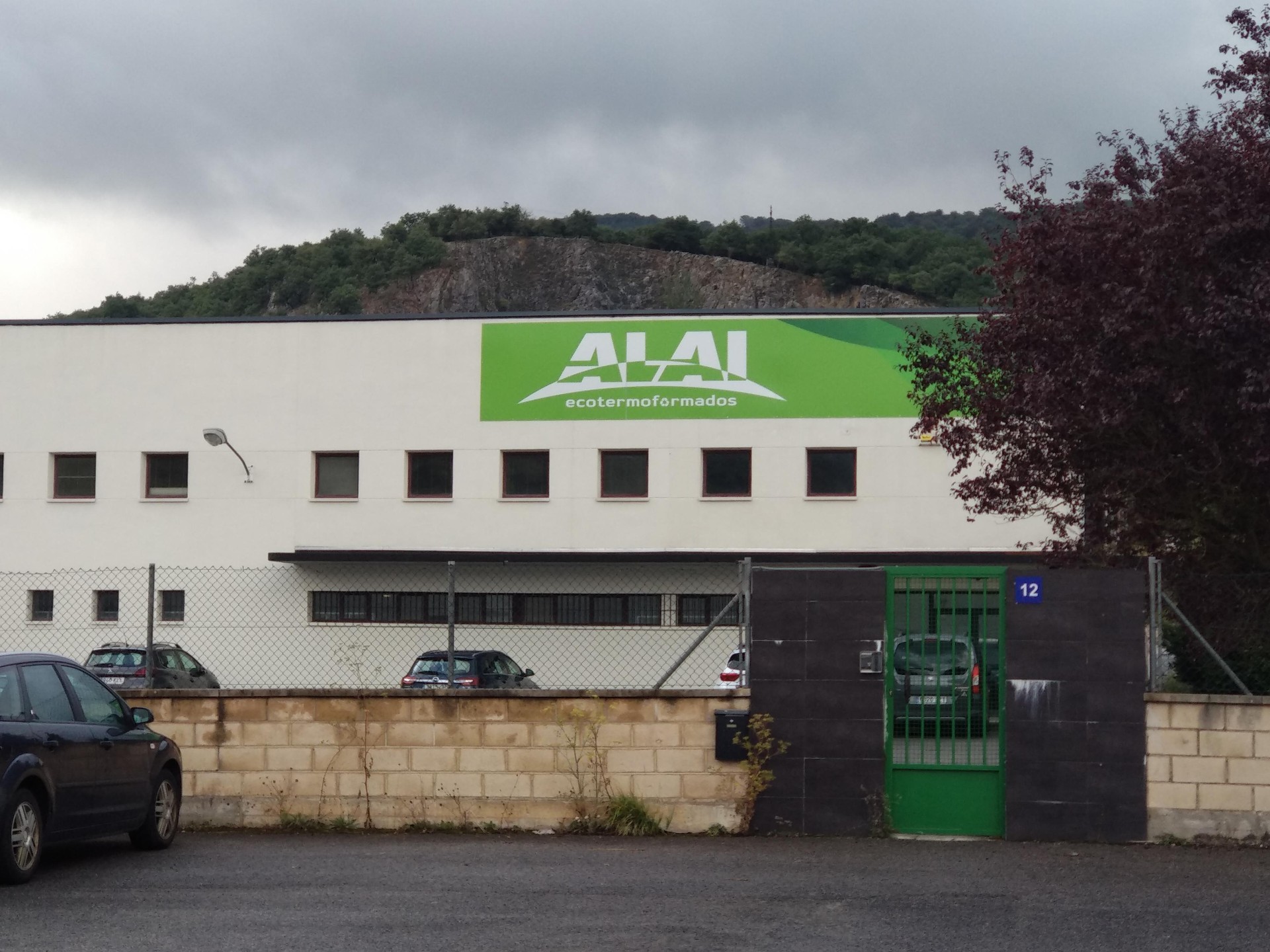 Enpresa berri bat lanean ari da Isasian