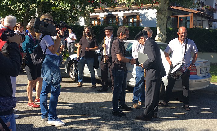 Sagasetak Euskal Herriko Txistularien elkartearen Urrezko domina jaso du - 6