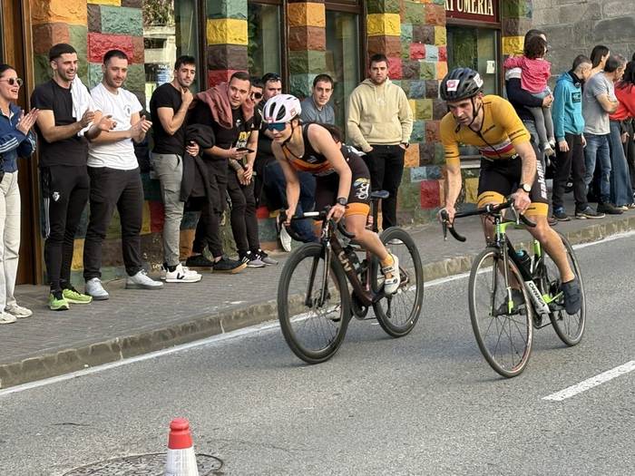 Ines Morenoren garaipena, etxean