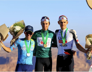 Denboraldia podiumean hasi du