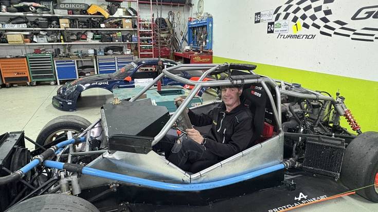 "Urbasa berezia da: aita aritu zen, eta nik urte asko daramatzat"