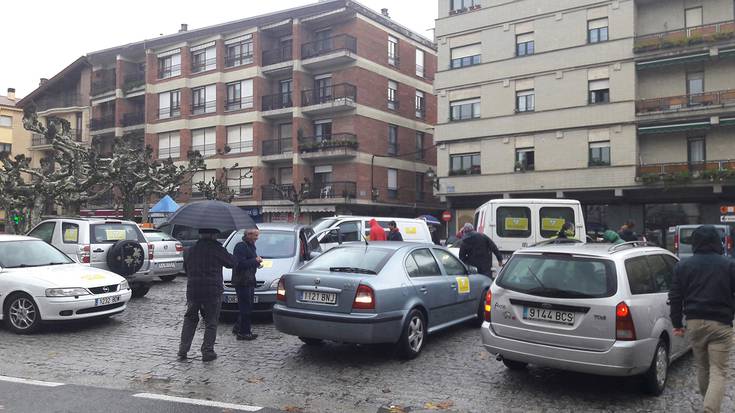 Larriki gaixo dagoen Iparragirre askatzeko aldarrikatu dute