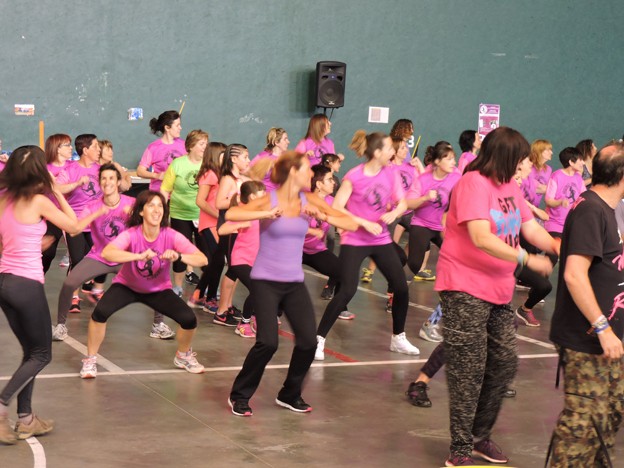 Zumbathon solidarioa antolatu dute Arbizun