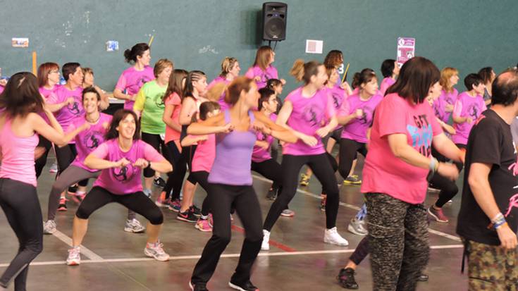 Zumbathon solidarioa antolatu dute Arbizun