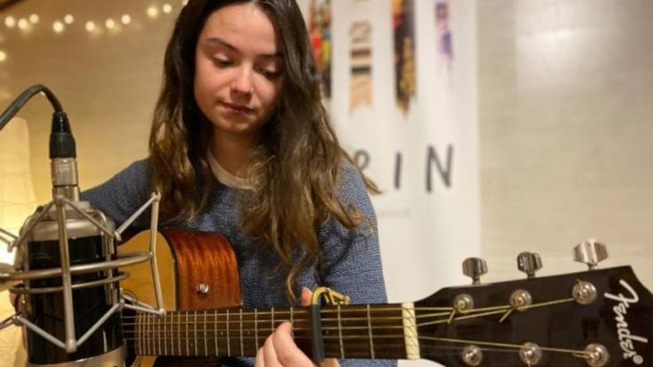 Ane Martijaren lan berria, idazleen literatur geraldiak Sakanan eta Enrike Zelaia Alemanian