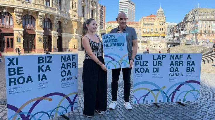 Gure Eskuk dantzaren bidez herri bat irudikatu nahi du