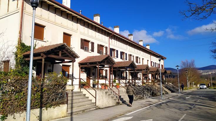 Hainbat farola berri