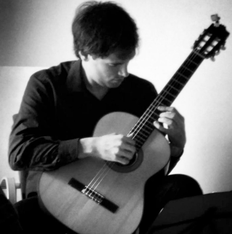 Auzmendi gitarra bakarlariaren kontzertua 