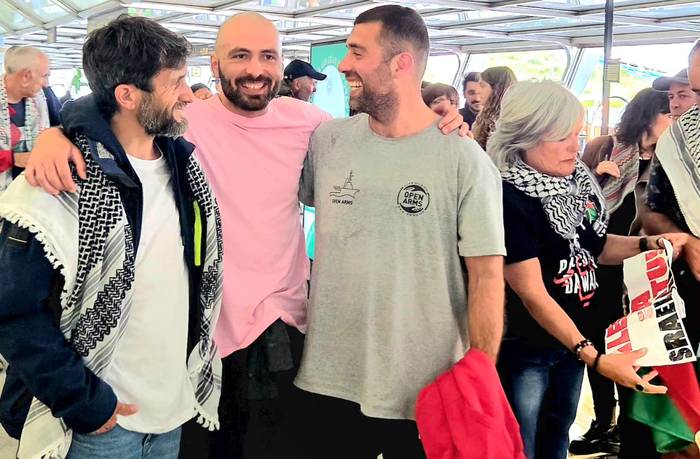 "Itsasoan mugimendua dago. Helburua argia da: Gazara iristea"
