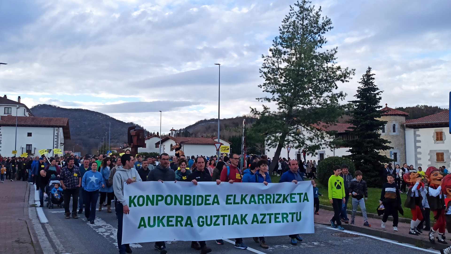 Gasbidearen kontrako manifestazioaren "balorazio oso positiboa" egin dute