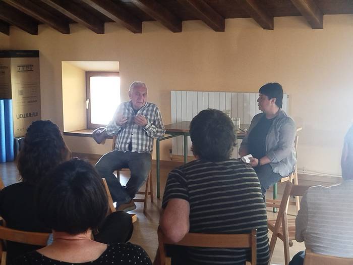 Literatura paisaia bat da
