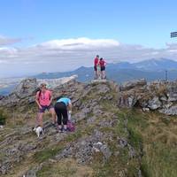 Mendigoizaleekin mendira