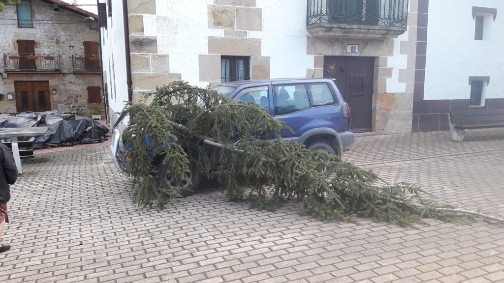 Maiatzak altura galdu du