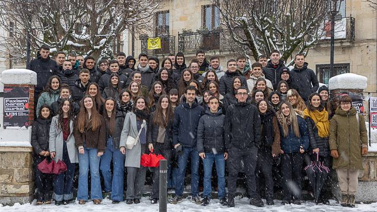 Kintoek badituzte buruzagiak