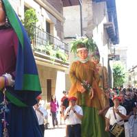 Etxarriko festa batzordea deitu dute