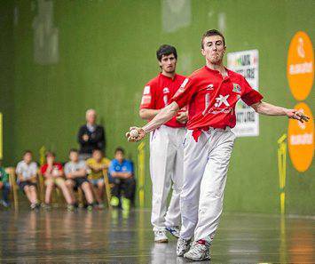 Bakaikoa eta Erasun ETB-Enpresen Liga Torneoko txapeldunak