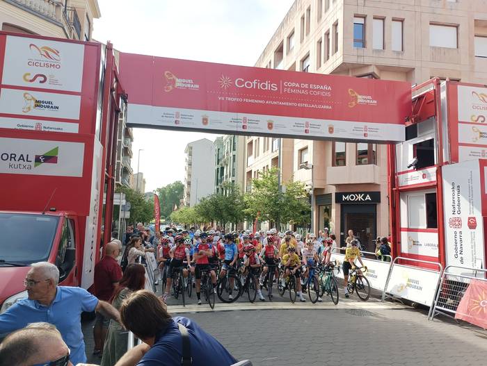 Lizarra, emakumezkoen tropelaren bilgune