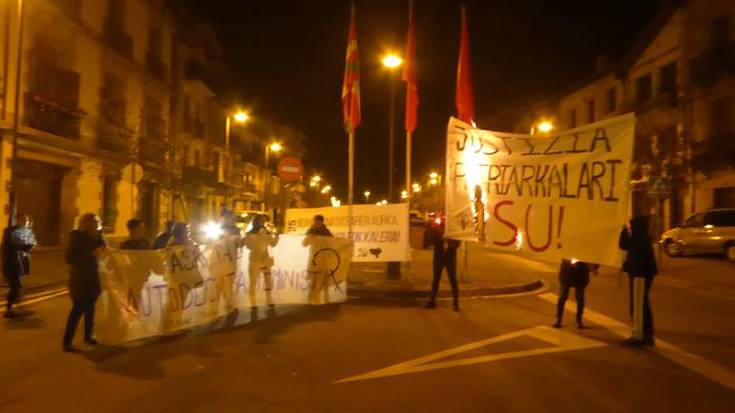 Azaroaren 25ean mobilizatzeko deia egin du mugimendu feministak