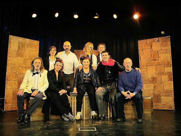 Antzerkia antzerkiaren barruan