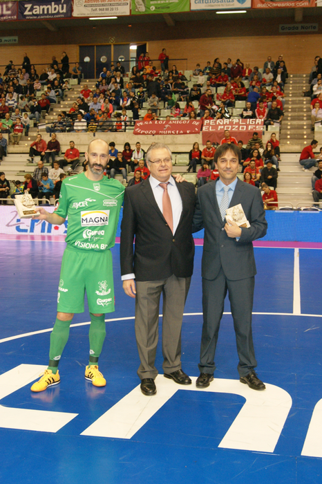 Imanol Arregi eta Javi Eseverri omendu zituzten Murtzian
