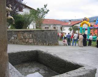 Hiru festa egun Zuhatzun