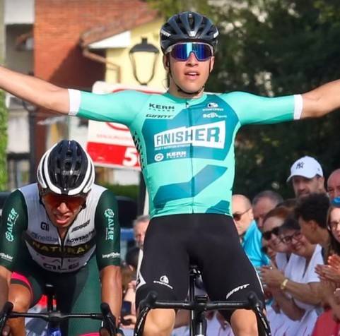 Iker Gomezek Circuito Montañeseko lehen etapa irabazi du