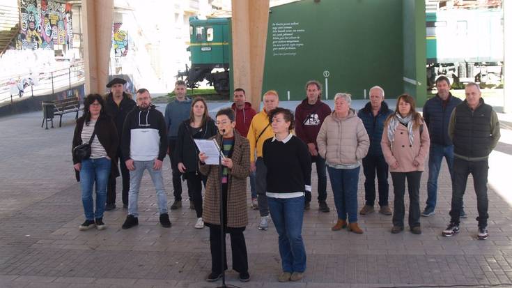 Hamalau udalek AHTren azterlanari alegazioak aurkeztu dizkiote
