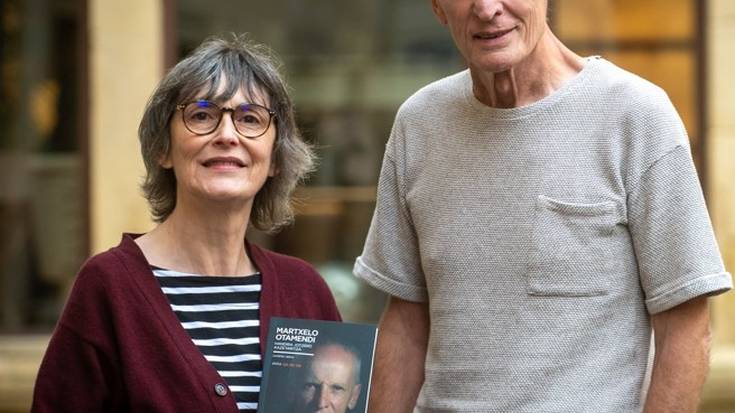 "Ez zen inolaz ere harrokeria bat; konplexu guztien kontra jotzeko zer hori zen"