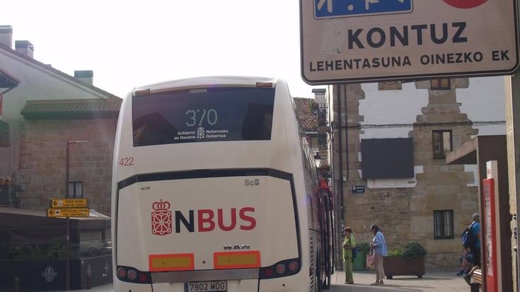 Autobus zerbitzu gehiago Iruñea eta Sakana artean