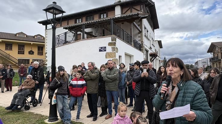 "Emagina izateaz gain, erremedioak egiten zituen. Amiñe mundu guztiak asko maite zuen"
