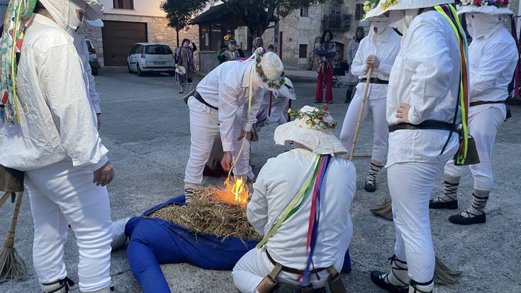 Bi inauteri egun Ihabarren