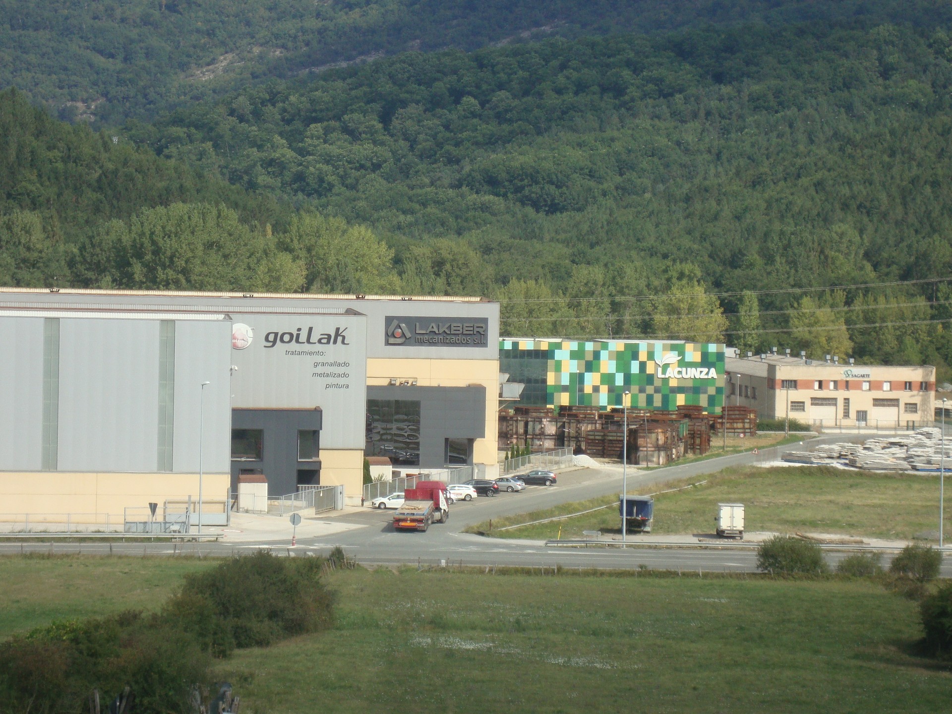Gobernuak enpresetan euskararen erabilera eta presentzia sustatzeko diru-laguntza deialdia egin du