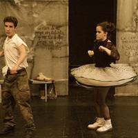  Julieta es el antzezlanaren emanaldia. Atikus antzerki konpainia