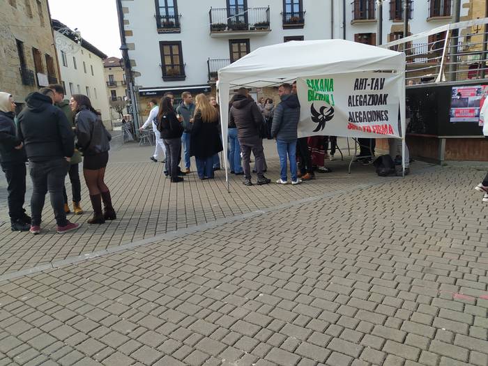 AHT egitasmoaren kontrako alegazioak jasotzen hasi dira